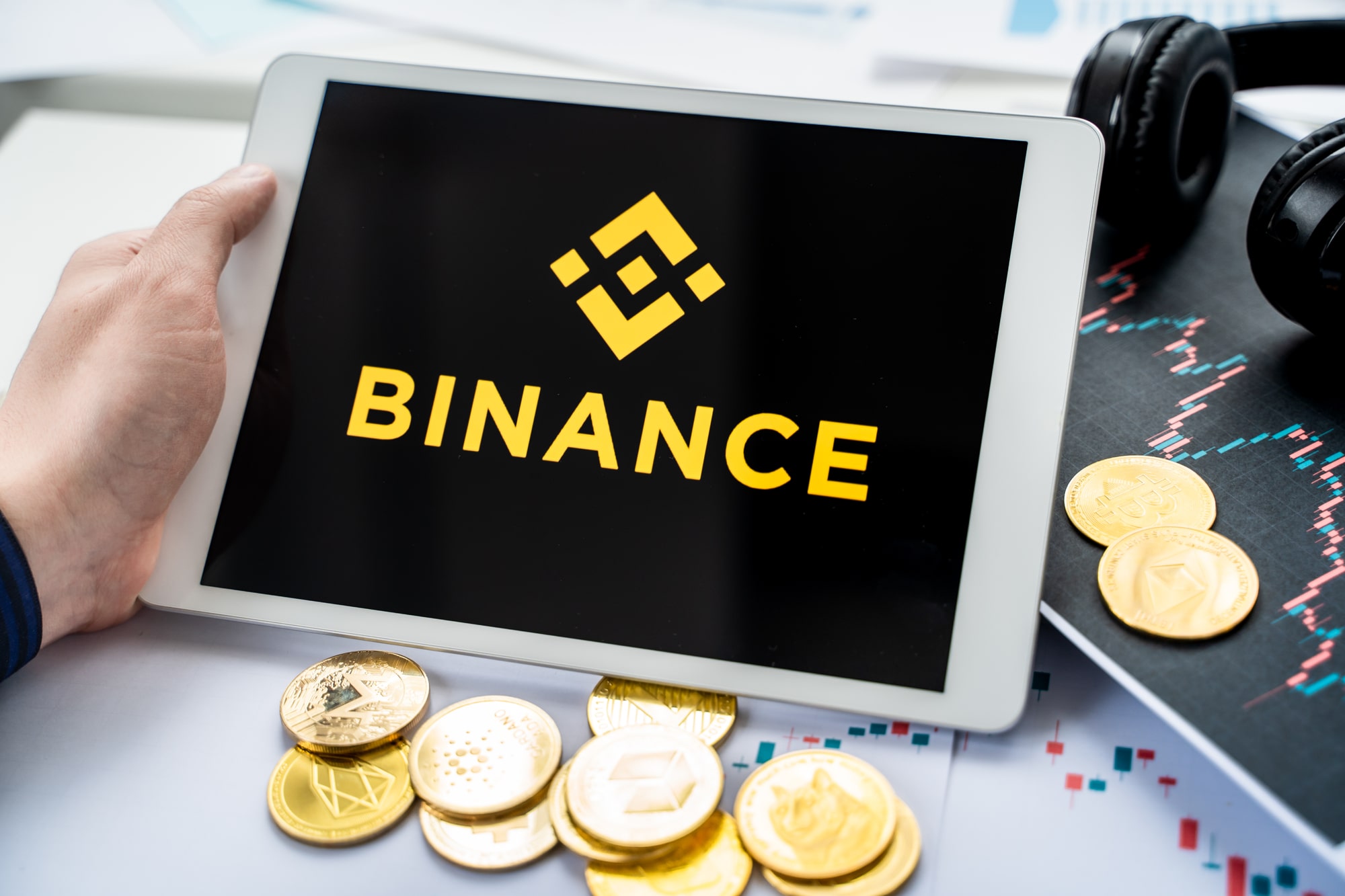 Binance ends support for stock tokens as regulators issue ...