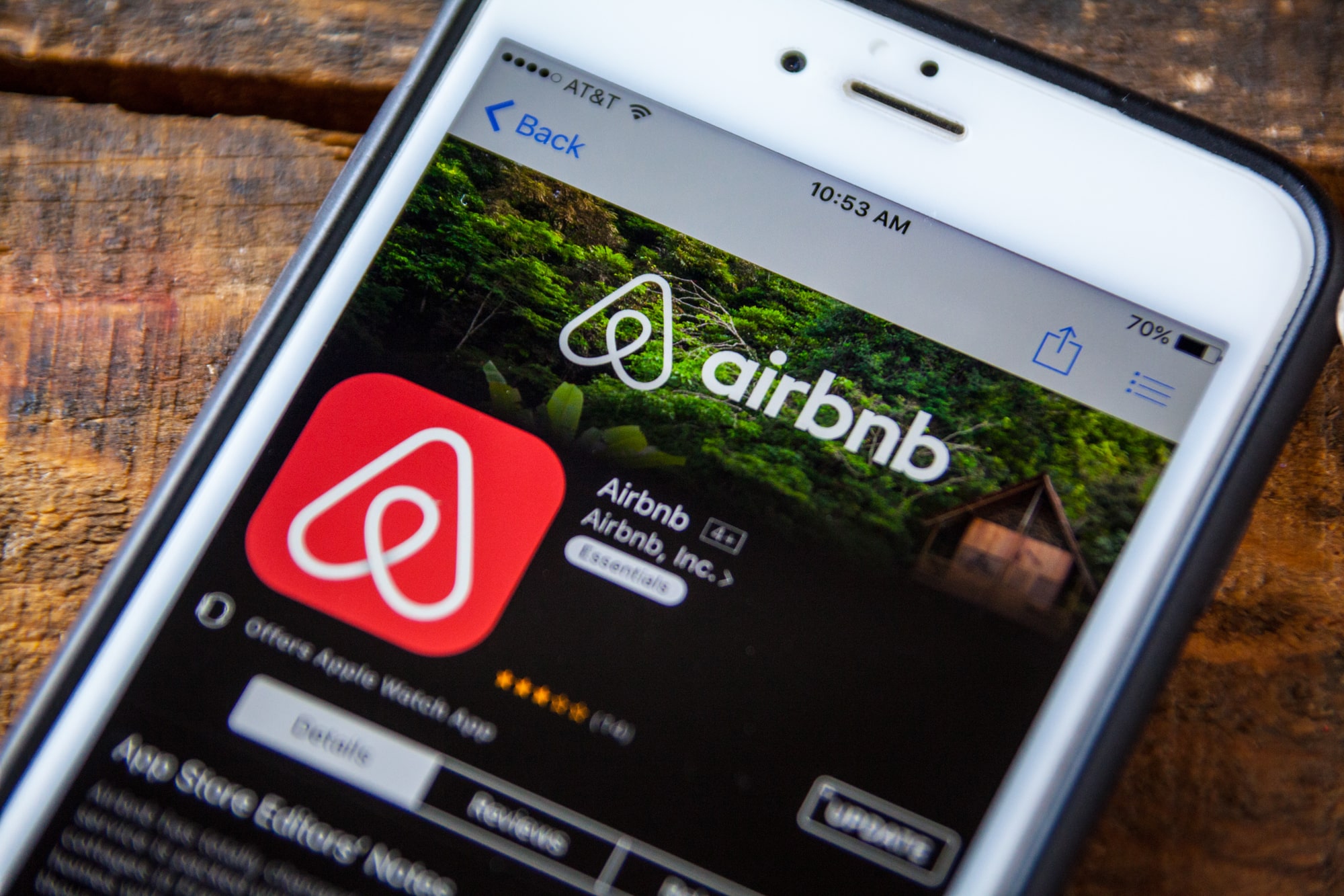 Binance-backed travel company launches a decentralized Airbnb competitor