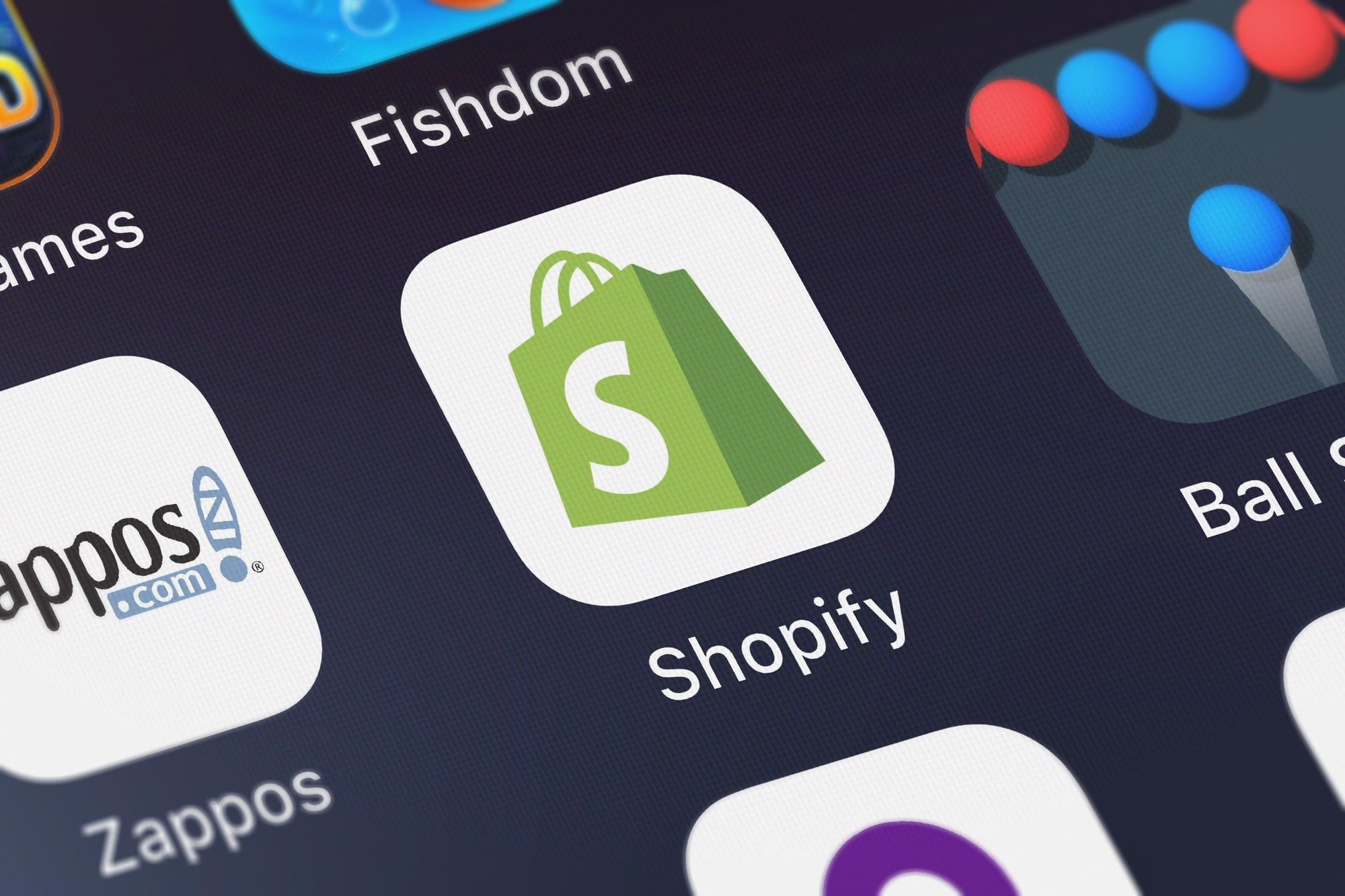 Shopify launches NFT platform, where Chicago Bulls debuting NFTs