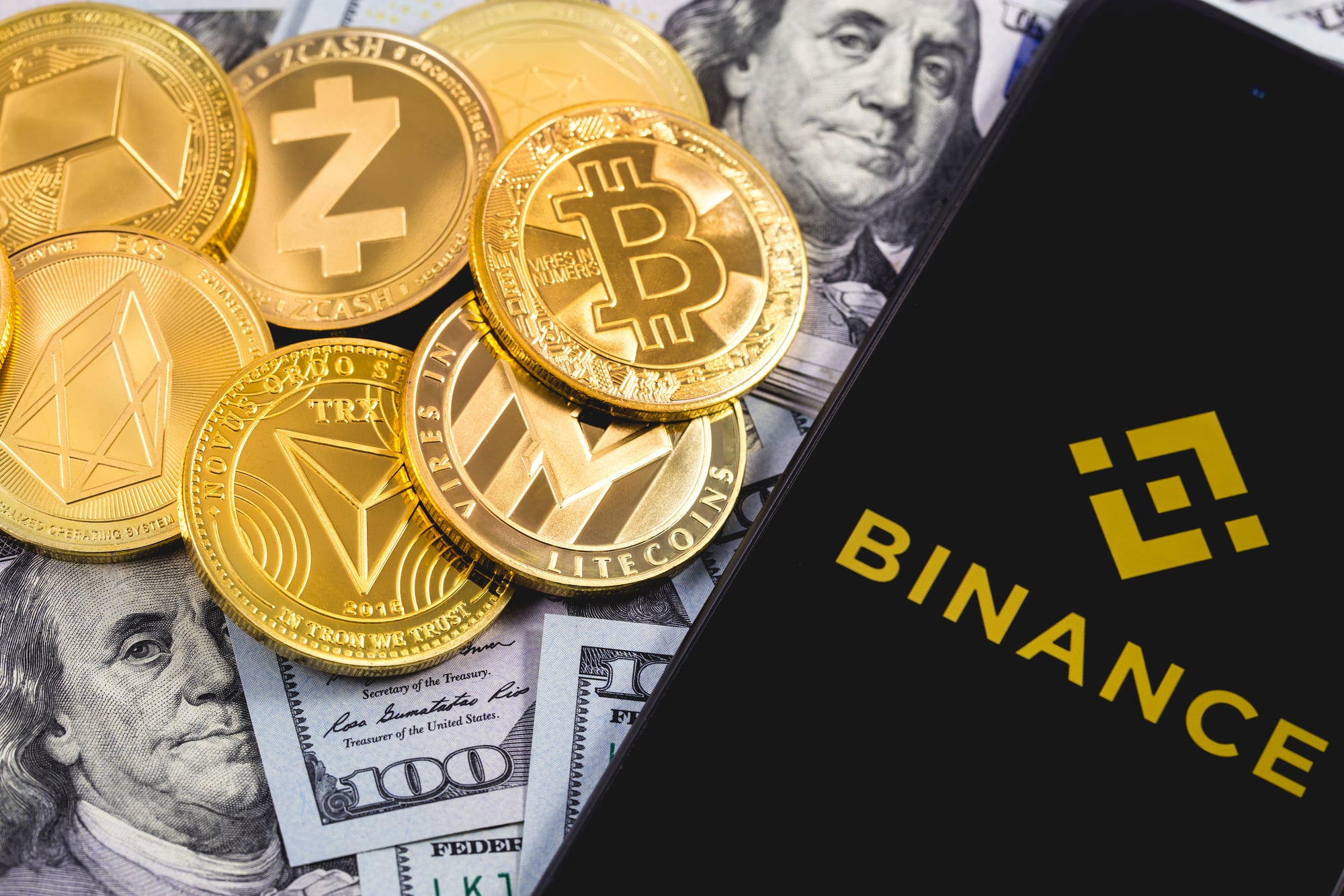 Crypto investors claim multimillion damages from Binance after a major outage in May