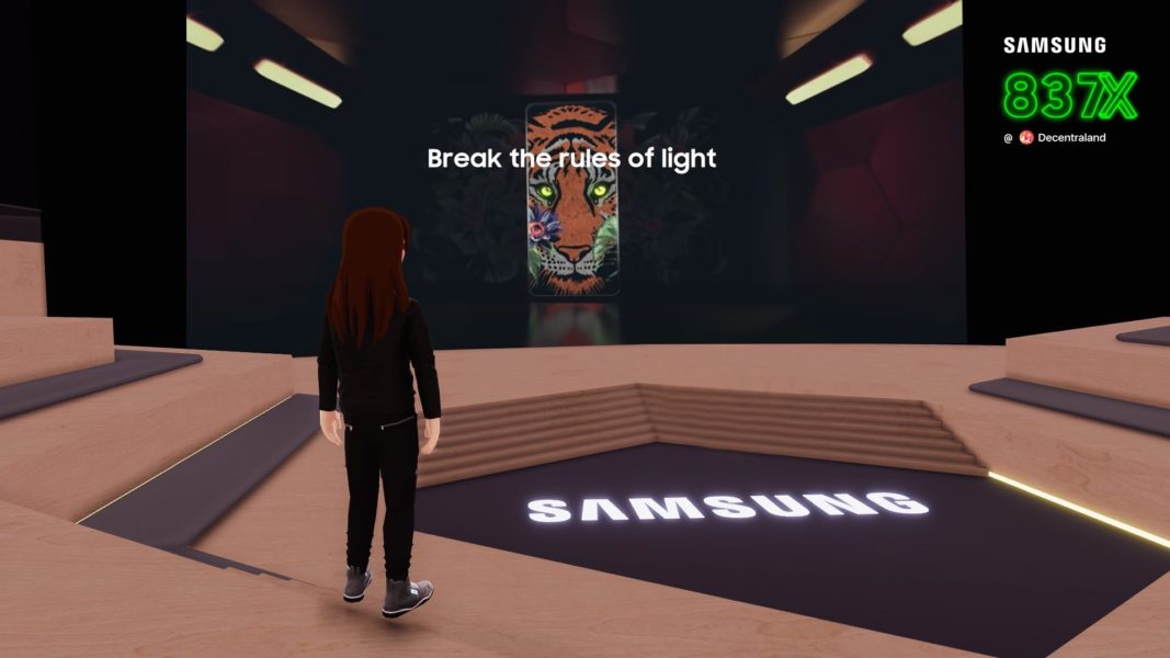 Samsung immerses in the Decentraland metaverse