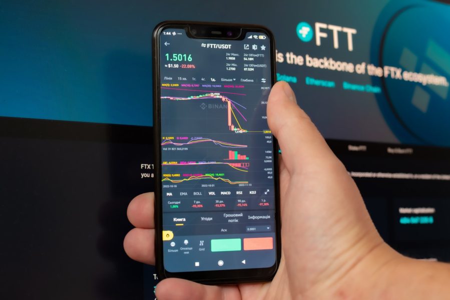 FTX CEO reportedly cashed out $300 million in the previous funding round