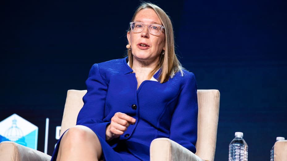 Hester Peirce: US crypto laws can’t assume ‘everything is a financial asset’