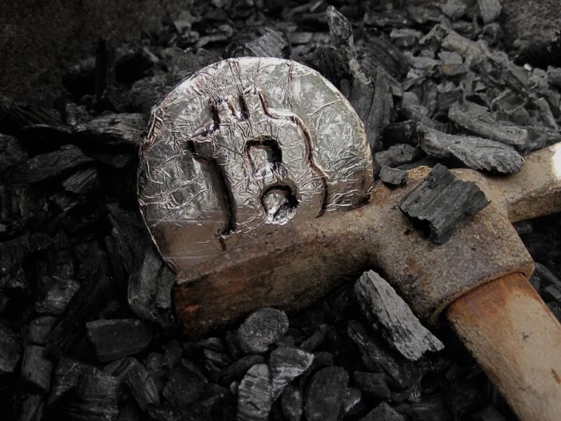‘No signs’ of Bitcoin miner capitulation despite plummeting revenue