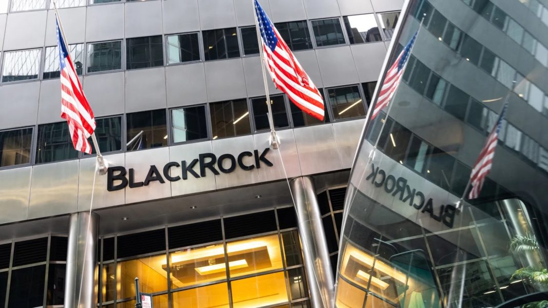 BlackRock adds own Bitcoin ETF to income and bond funds