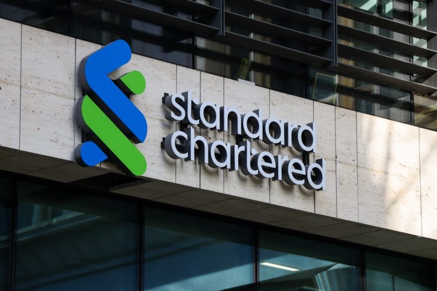 Is Standard Chartered setting up a Bitcoin, Ether trading desk?