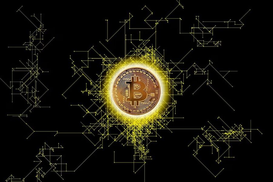 Hodling in 2025: The most widely used Bitcoin strategy, explained
